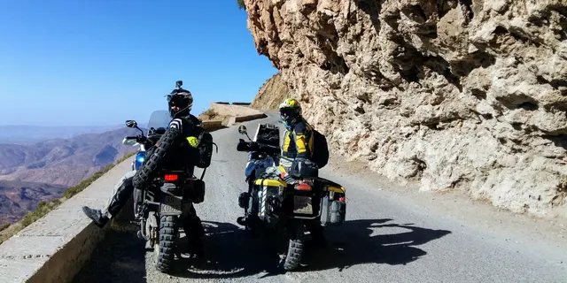 Fotografie z motocyklové výpravy Na dvou kolech